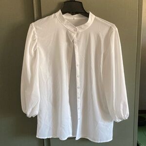 Sheer 3/4 sleeve blouse